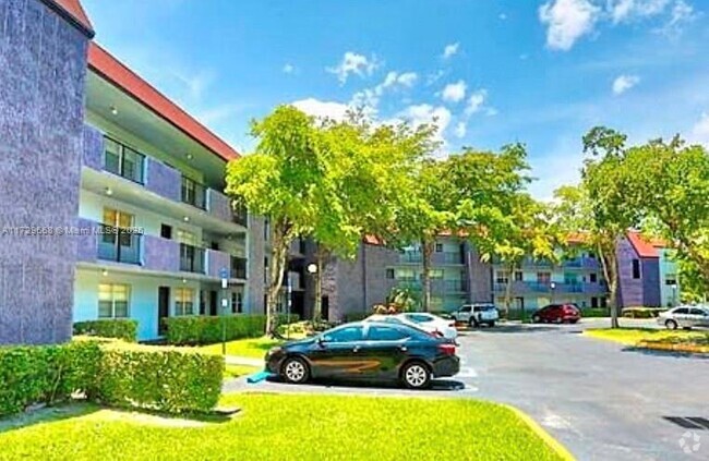 Building Photo - 8450 Lagos de Campo Blvd Unit 310 Rental