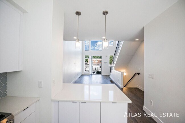 Photo - 2016 N Bryant St Unit 101
