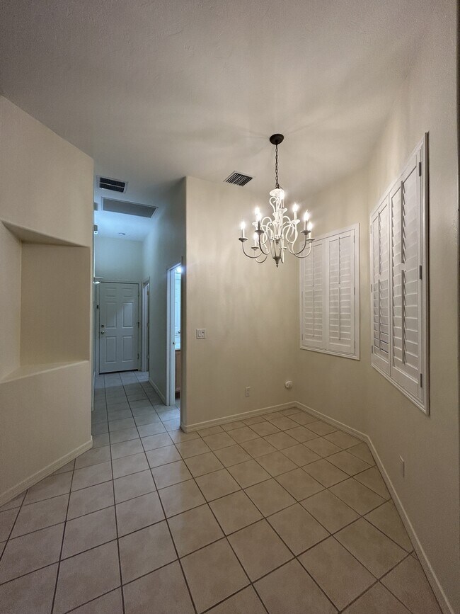 Photo - 5102 N Pinnacle Point Dr