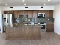 Building Photo - 373 Crescent Ave Unit 1 Rental