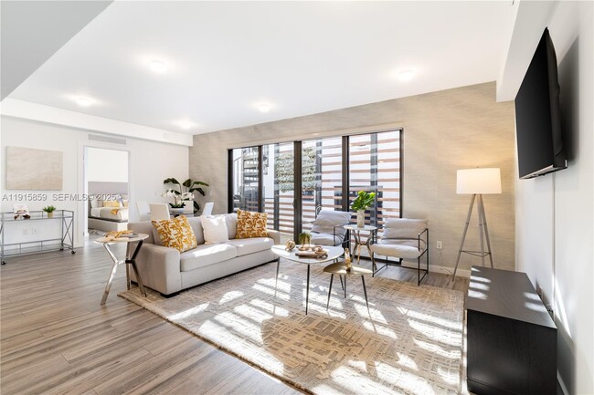 Building Photo - 2955 Bird Ave Unit PH-B