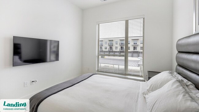 Photo - 650 E Sycamore St Unit 3210