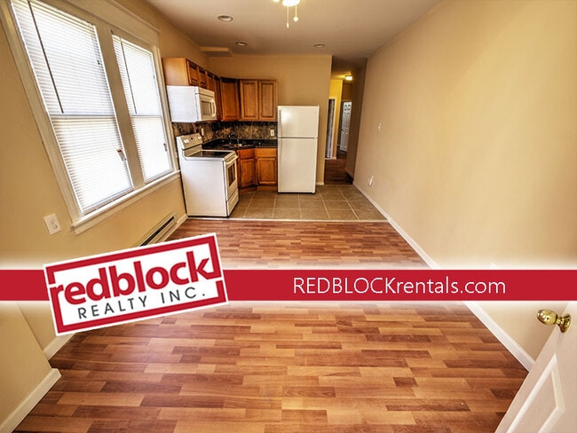 Building Photo - 151 W Grange Ave Unit 1F