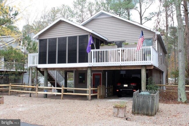 Building Photo - 417 Periwinkle Rd