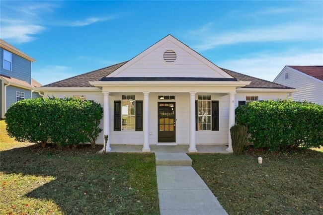 Building Photo - 405 Chadwick Cmns