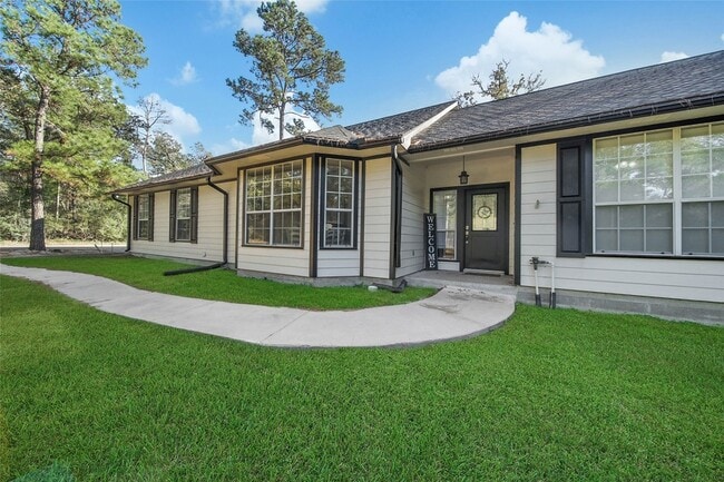 Building Photo - 4068 TX-105 Rental