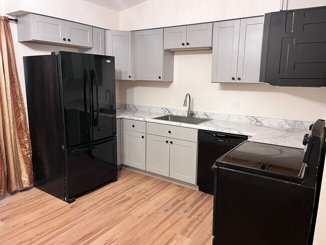 Photo - 4150 N Fremont Ave Unit BU4150-A