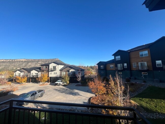 Photo - 180 Metz Ln