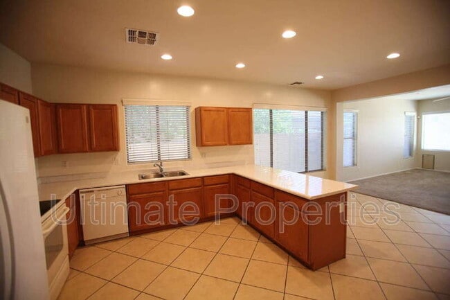 Photo - 13813 W Ventura St