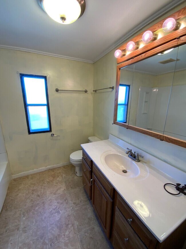 Photo - 305-309 RIVERVIEW ROAD Unidad 309 RIVERVIEW ROAD