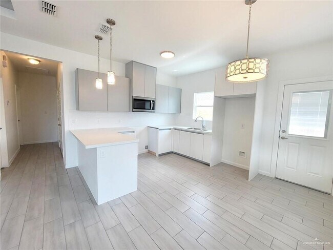 Photo - 13 South Dr Unit 3