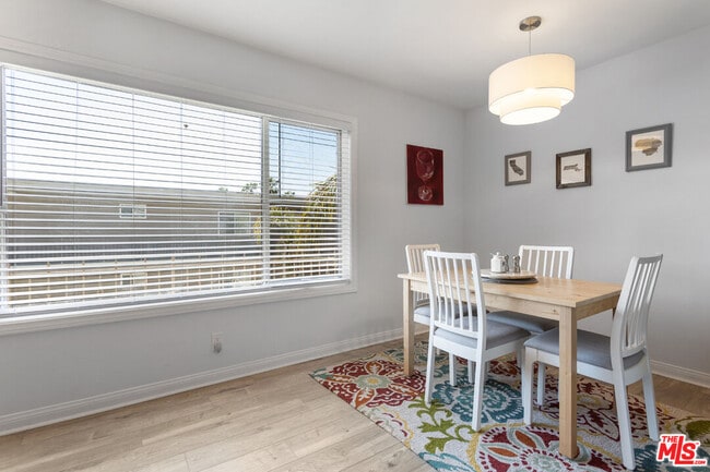 Photo - 2002 4th St Unit 312