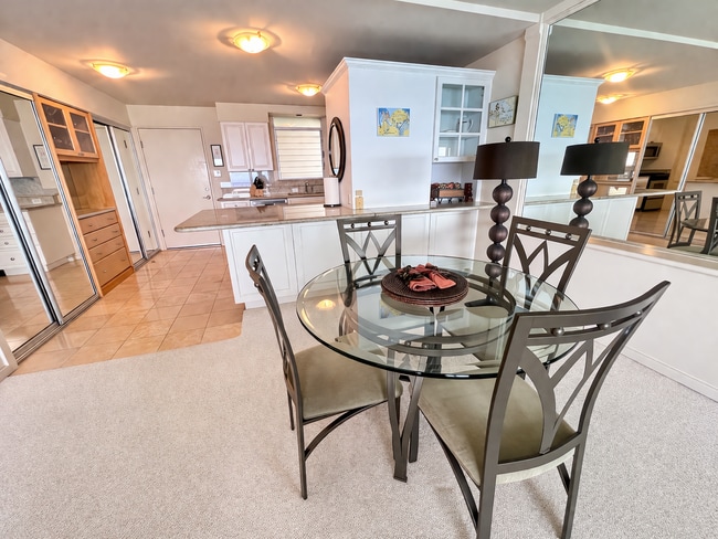 Photo - Waikiki Beach Front Condo! 1Bd/1Ba/1Prkg Furnished, W/D, Elec included, & MORE! Unit 1705