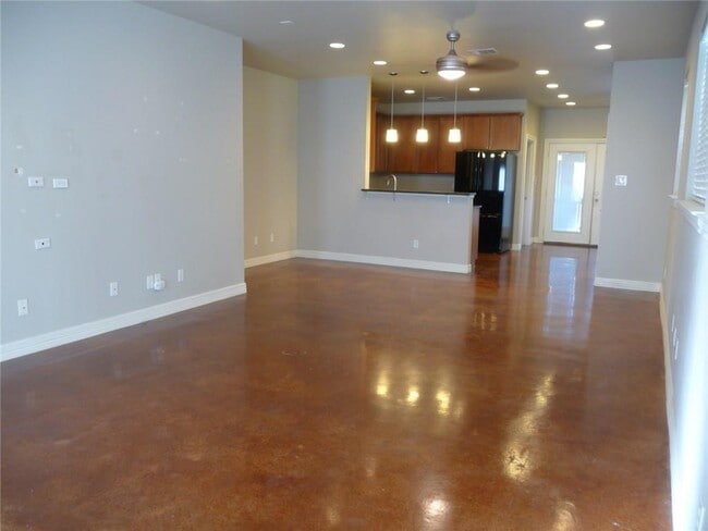 Photo - 1701 Sanchez St