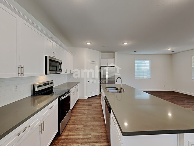 Photo - 9123 Taft Point Ct