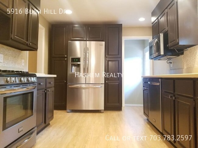 Photo - 5916 Bush Hill Dr