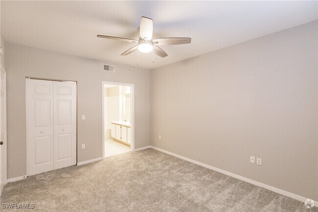 Building Photo - 6400 Aragon Way Unit 206 Rental