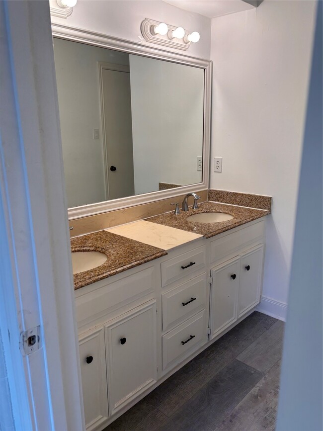 Photo - 20610 Shillington Ct