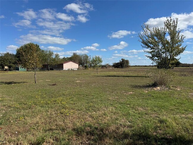 Photo - 114 Speir Ln