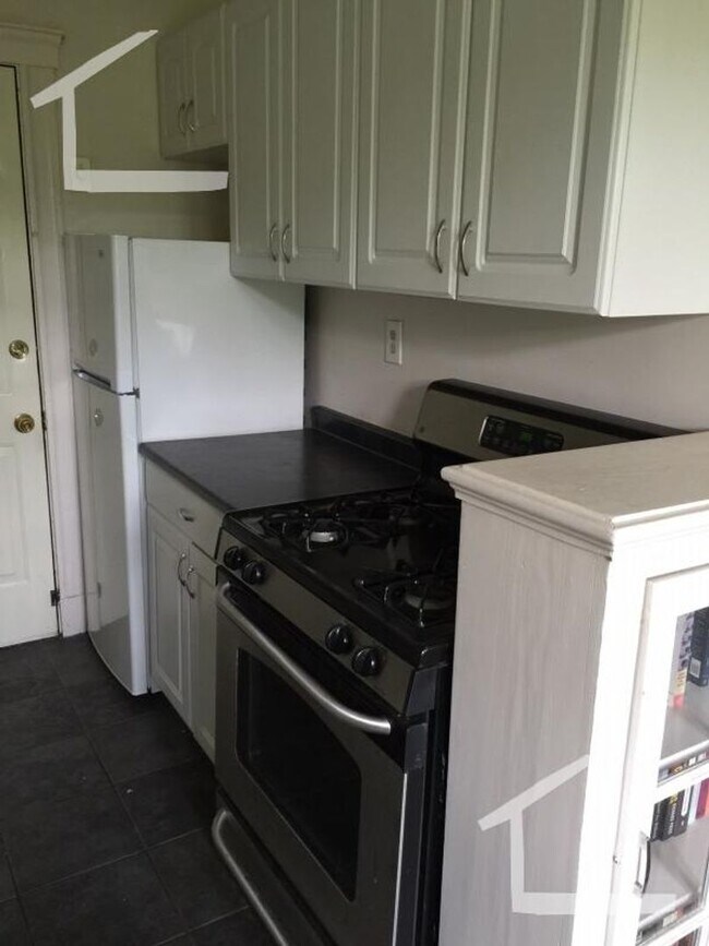 Photo - Nice studio in Allston