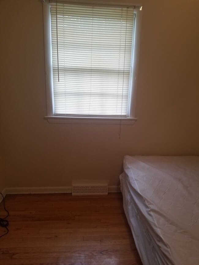 Photo - 6106 Hellen Lee Dr Unit C