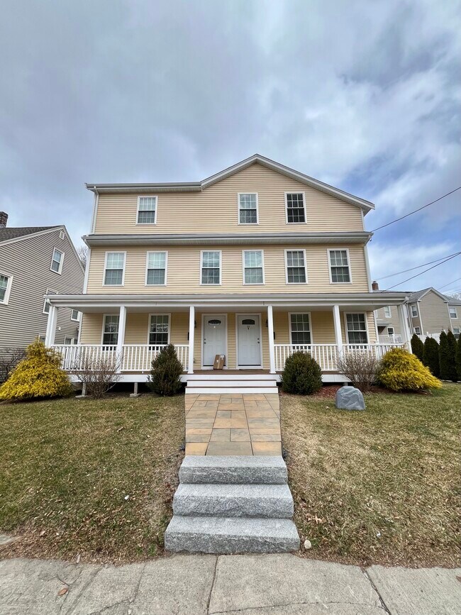 Photo - 11 Church St Townhome