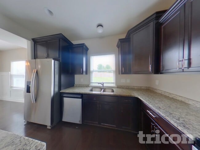 Photo - 1023 Solomon Ln