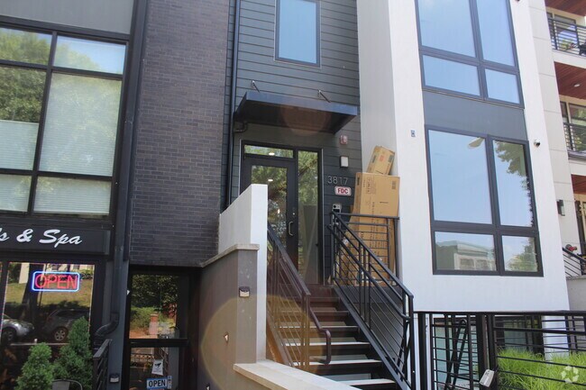 Building Photo - 3817 14th St NW Unit 7 Rental