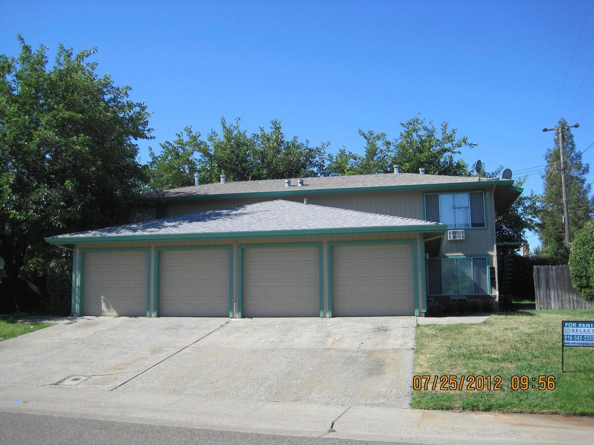 Downstairs apartment in Rocklin 4plex - Downstairs apartment in Rocklin 4plex