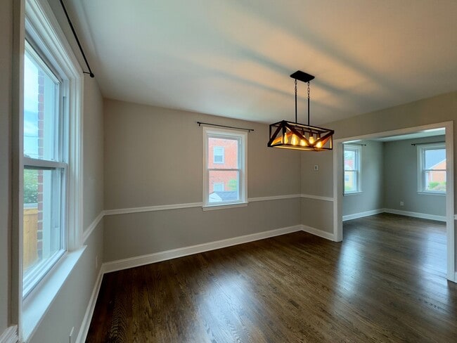 Photo - 205 Sipple Ave
