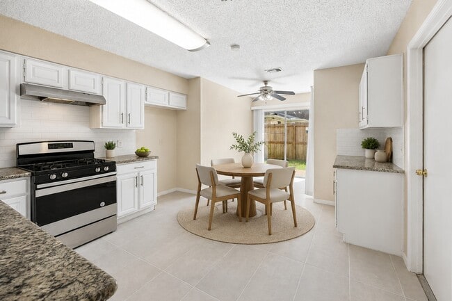 Photo - 3207 Rimrock Dr