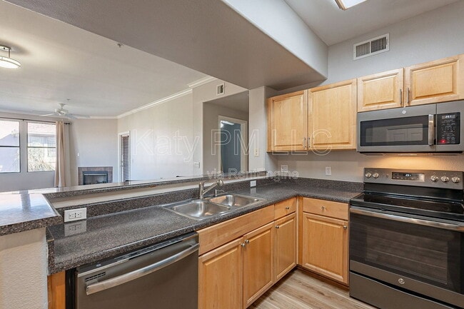 Photo - 19777 N 76th St Unit Apt 3306