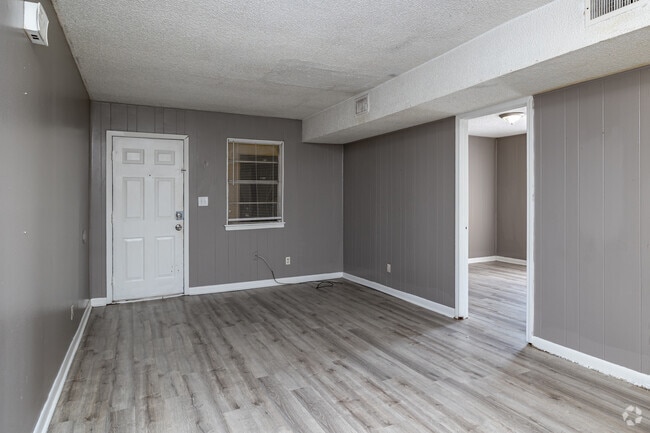 2BR, 1BA - 854SF - Living Room - Sunset Village