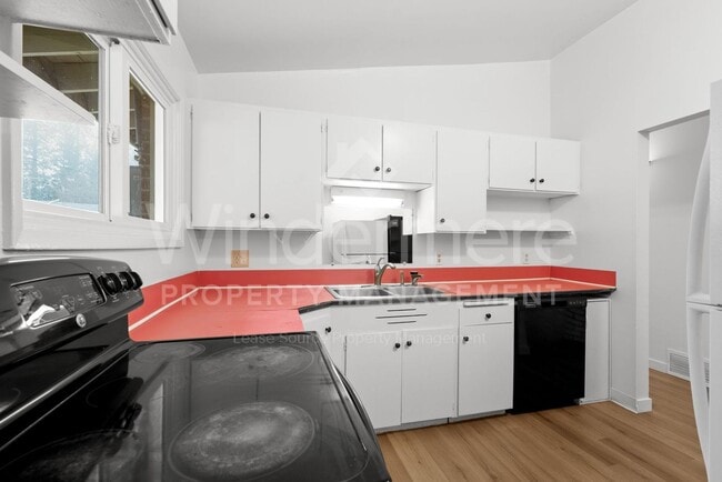 Photo - Brick Rancher