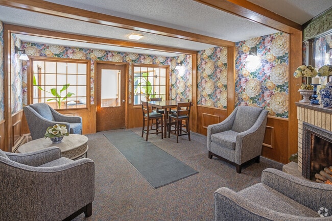 Photo - Brittany Apartments