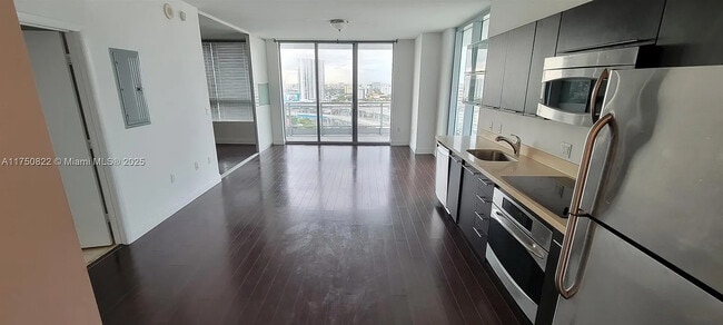 Photo - 90 SW 3rd St Unit 1805