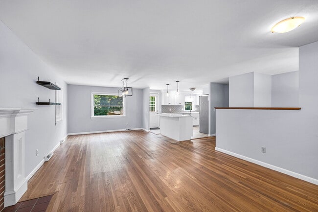 Photo - 141 Cedar Rd