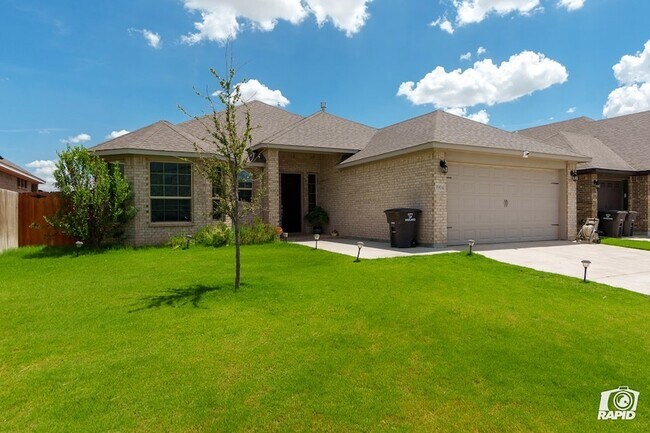 Photo - 1904 Lumina Dr