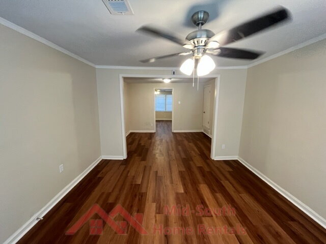 Photo - 858 Eyers Rd