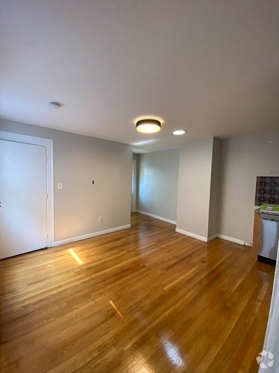 Building Photo - 220 Broadway Rental