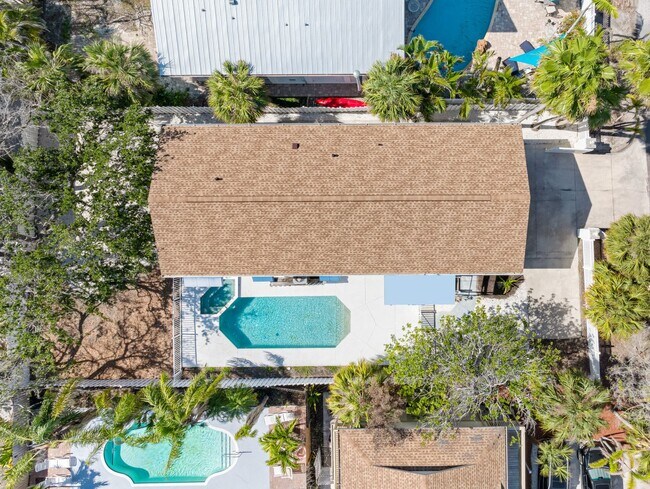 Photo - JUST REDUCED- $500 OFF FIRST MONTHS RENT!