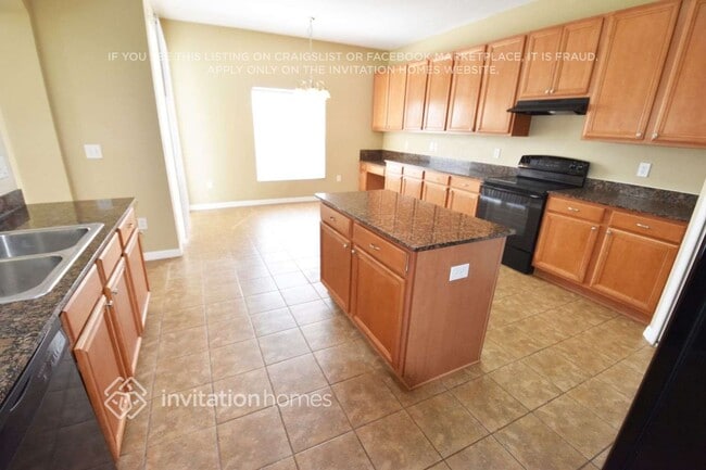 Photo - 207 Smokey Hill Ave