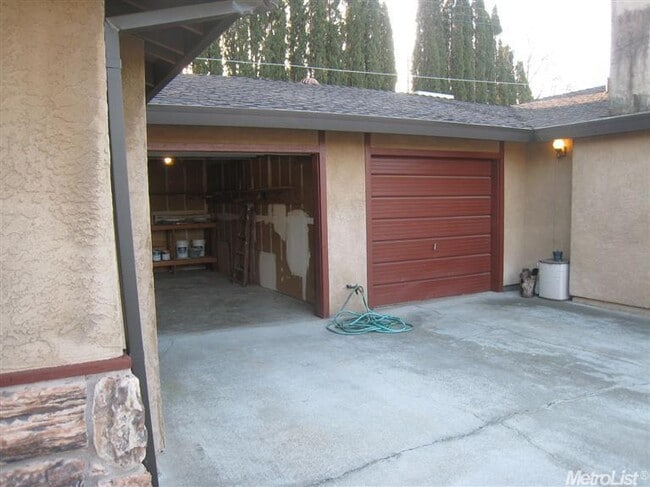 Photo - 4439 Myrtle Ave