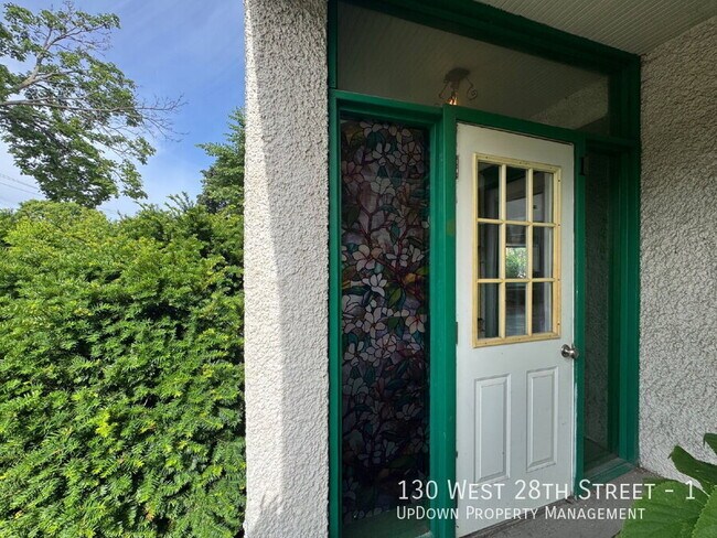 Photo - 130 W 28th St Unidad 1