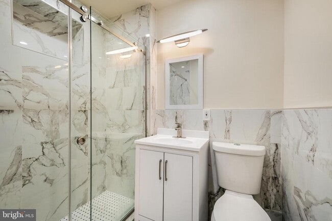 Photo - 704 S Washington Square Unidad 1R