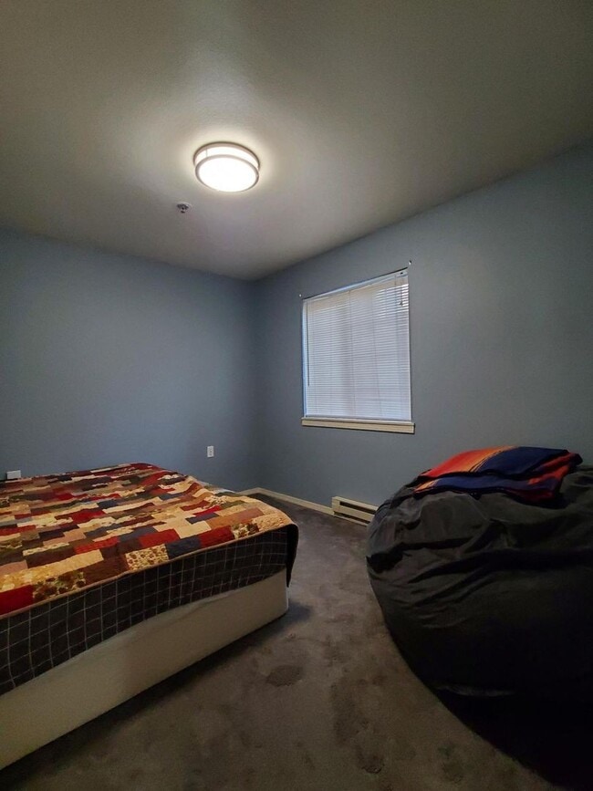 Photo - Cozy, 2 Bedroom Apartment for Rent in the Birchwood Neighborhood!