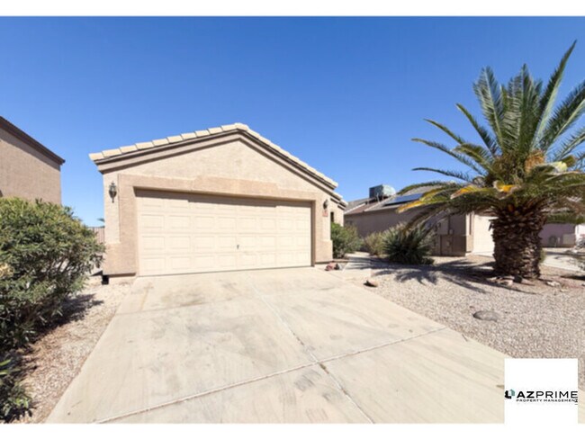 Photo - Fall in love with the charm of this 3/2 house Florence!