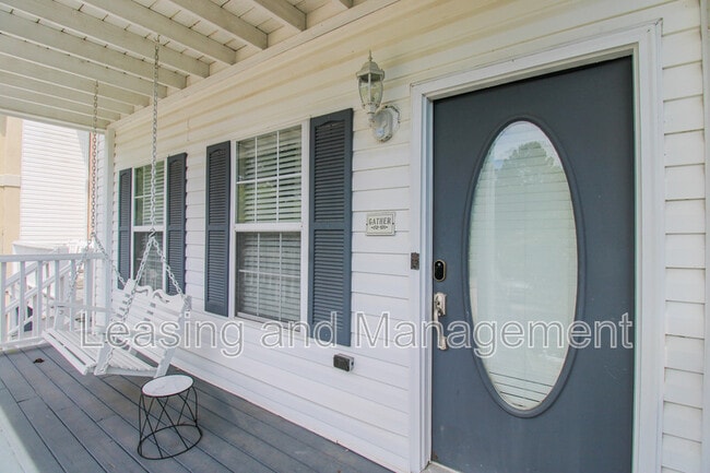 Photo - 796 Harbor Pl Dr