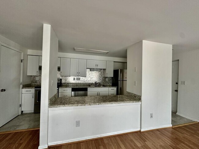 Photo - 1645 Arlyn Cir