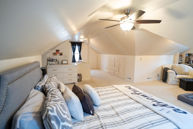 Photo - 2917 Hampshire Ave S